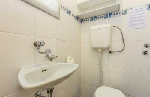 Apartments Nada - 20m From Beach