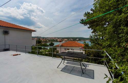 Apartments Nada - 20m From Beach