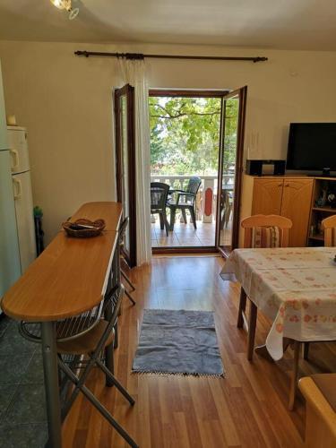 Apartments By The Sea Starigrad, Paklenica - 19584