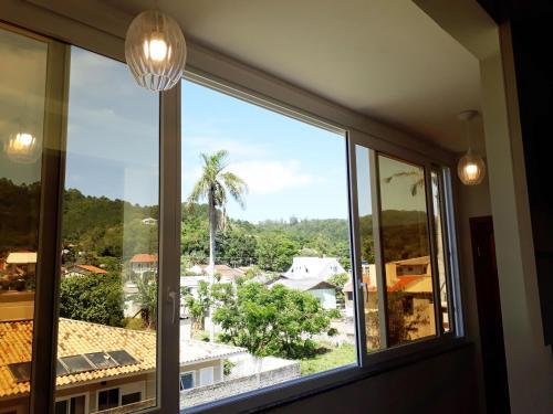Apartamento Residencial Lilly - Aptos De 1 E 2 Dorm.