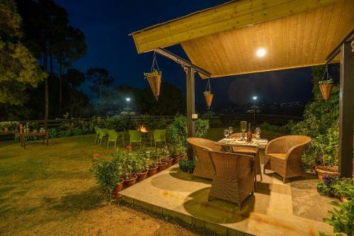 Villa Stayvista At Floradale