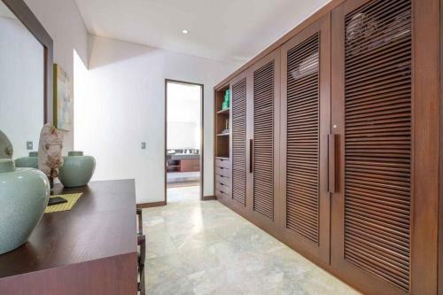 Villa Beachfront Estate Sanur - Eleven Kejora