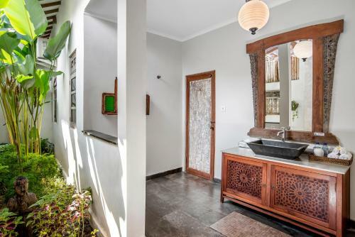 Villa Mata Hari Terbit - Right By Sanur Beach