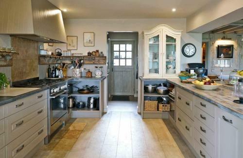 Sixpenny Cottage