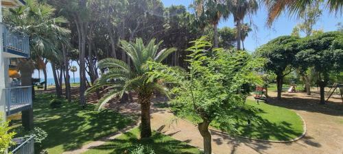 Apartamento Miramar Serveis - Reus Mediterrani Primera L�nea De Mar