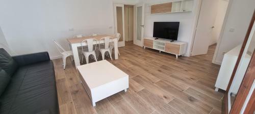 Apartamento Miramar Serveis - Reus Mediterrani Primera L�nea De Mar