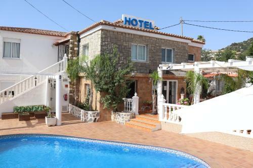 Villa Hotel Casa D�a Y Noche