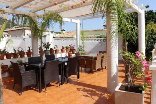 Villa Hotel Casa D�a Y Noche