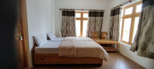 Hostal Zagwoo Guest House