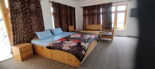 Hostal Zagwoo Guest House