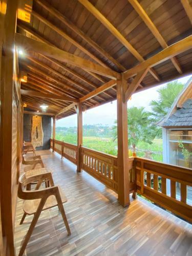 Villa Ola Tambayong