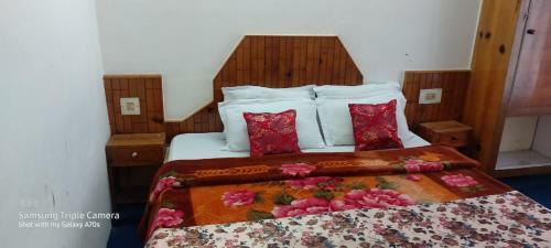 Hotel Him Paying Manali