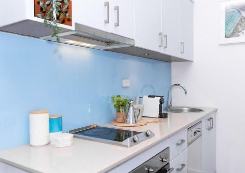 Apartamento Cozy Beach Front Studio With Aircon