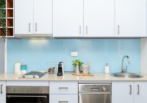 Apartamento Cozy Beach Front Studio With Aircon
