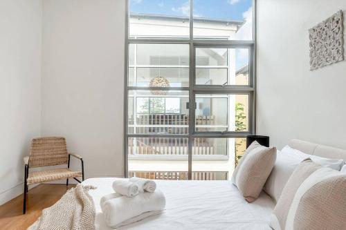 Elite Beachside Holiday Home / Tamarama