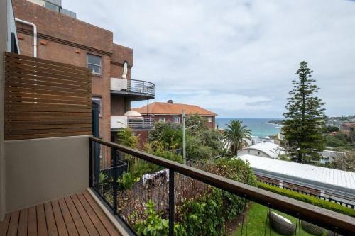 Elite Beachside Holiday Home / Tamarama