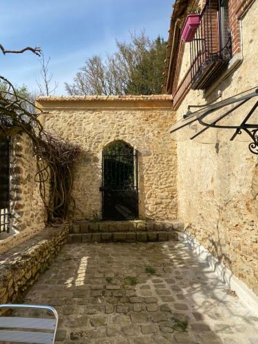 Studio Duplex Avec Spa Et Cour Priv�e