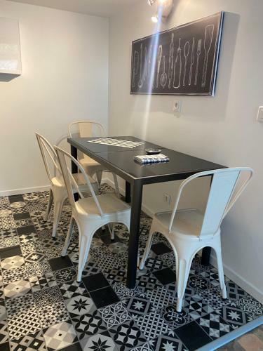 Studio Duplex Avec Spa Et Cour Priv�e