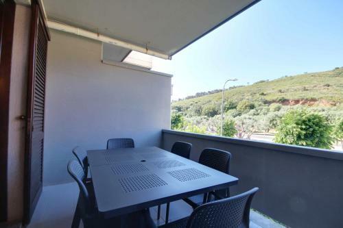 Apartamento Cattaneo Bilo, 1 Camere Con Terrazzo E Garage