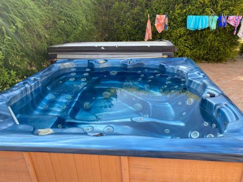 Villa Heated Pool , Jacuzzi, Wifi ,games Rooms,9 Bedrooms