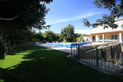 Villa Heated Pool , Jacuzzi, Wifi ,games Rooms,9 Bedrooms
