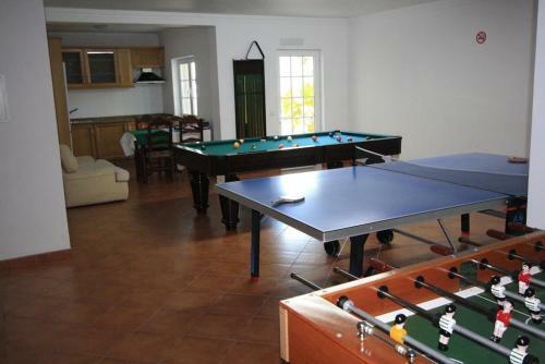 Villa Heated Pool , Jacuzzi, Wifi ,games Rooms,9 Bedrooms