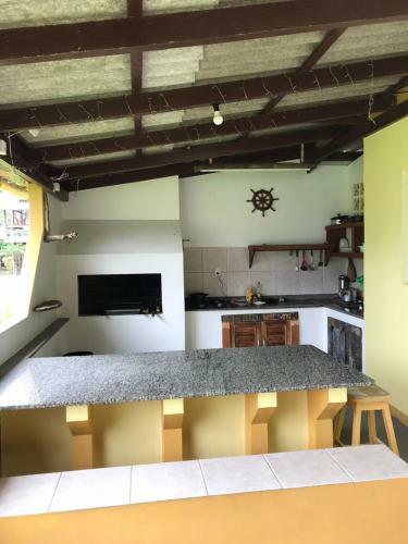 Casa Com Vista Para Mar Pr�x. Parque Beto Carrero