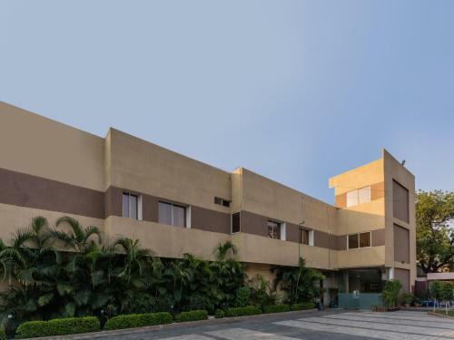 Hostal Oyo Home 78635 Accommodation