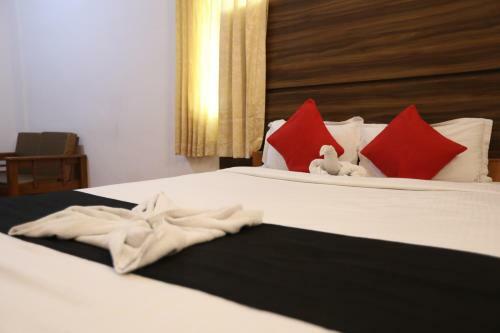 Hotel Jk Golden Embassy