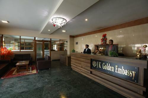 Hotel Jk Golden Embassy