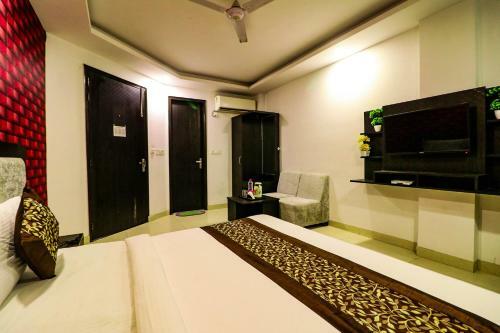 Hotel Olive Zone Near Delhi Airport