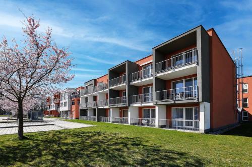 Dvoul??kov� Apartm�n V Klidn� ?�sti T?ebon?