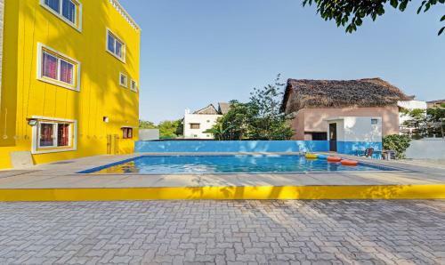 Hotel Treebo Trend Sri Saveraa Residency