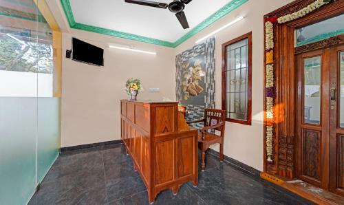 Hotel Treebo Trend Sri Saveraa Residency