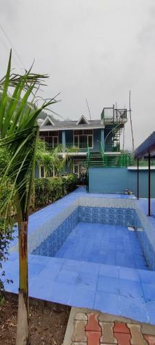 Riverdale-kasauli.swimming Pool,rain Dance,bonfire