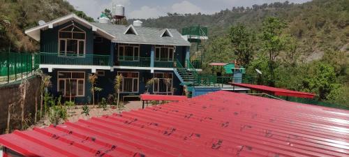 Riverdale-kasauli.swimming Pool,rain Dance,bonfire
