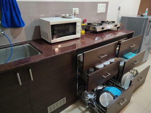 1bhk Service Apartment 212