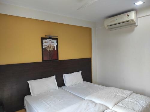 1bhk Service Apartment 212