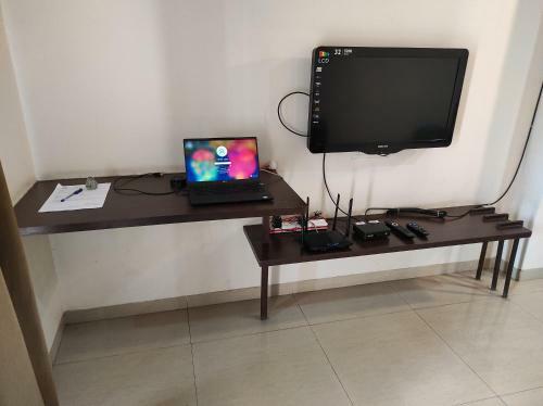 1bhk Service Apartment 212