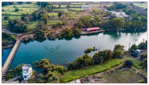 Sathe Farm And Resorts