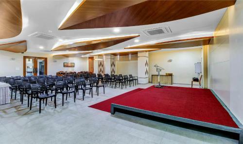 Treebo Trend Hotel Sky Inn Satara