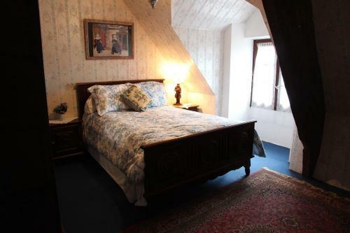 'le Archeologist' Apartment At Chateau Le Mur