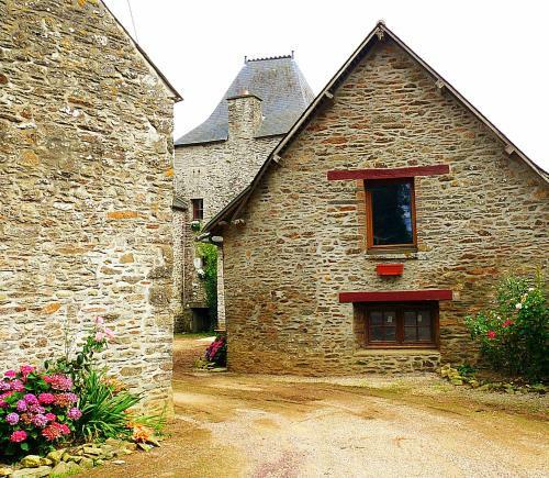 The Breton Apartment At Chateau Le Mur