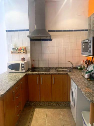 Apartamento Estudio En Puerto Sherry Con Aire Acondicionado