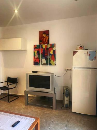 Apartamento Estudio En Puerto Sherry Con Aire Acondicionado