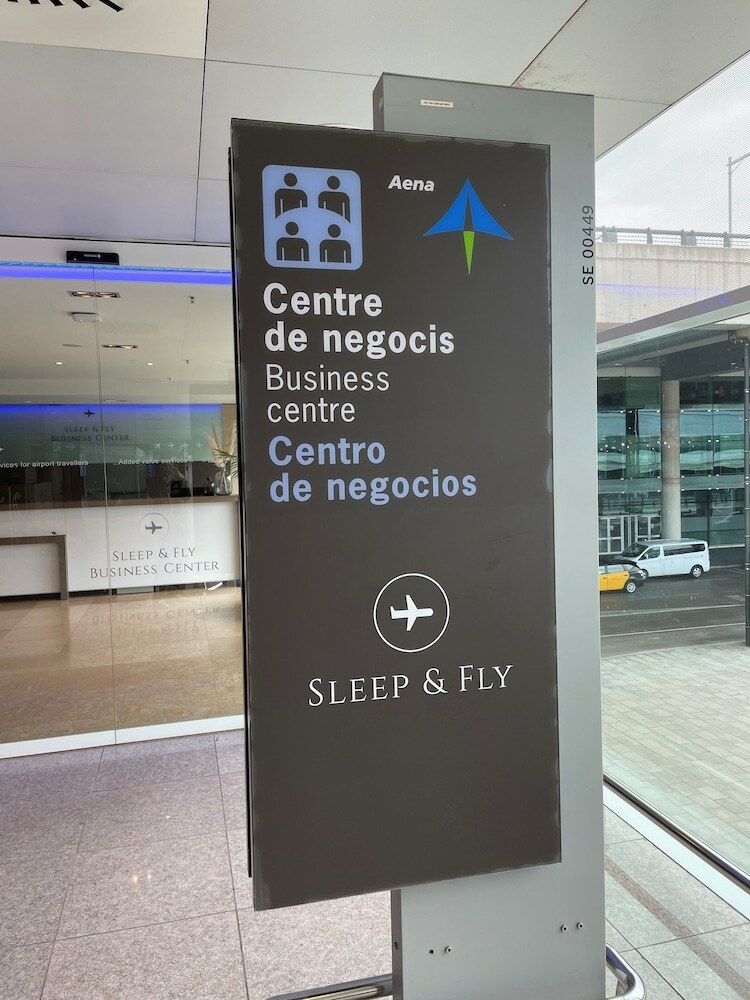 Hotel Air Rooms Barcelona Airport By Premium Traveller