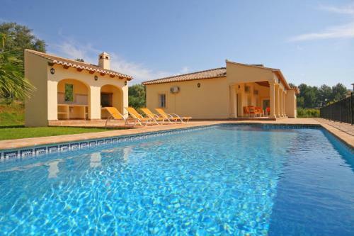Villa Cortez