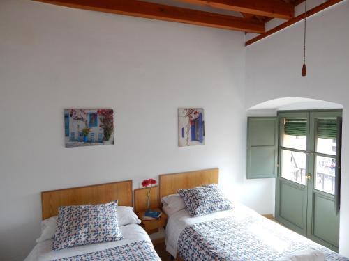 Hostal Hostel La Corredera