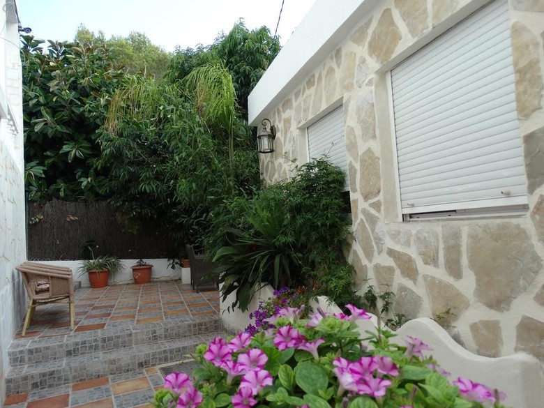 Albergue Hostal Residencial La Paloma