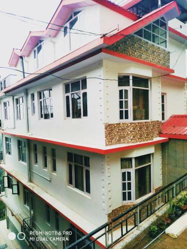 Bed & Breakfast Maa Tara Anchal Cottage